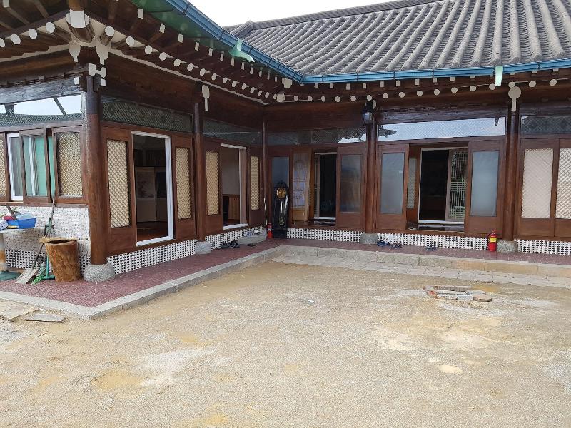 The Hanok image