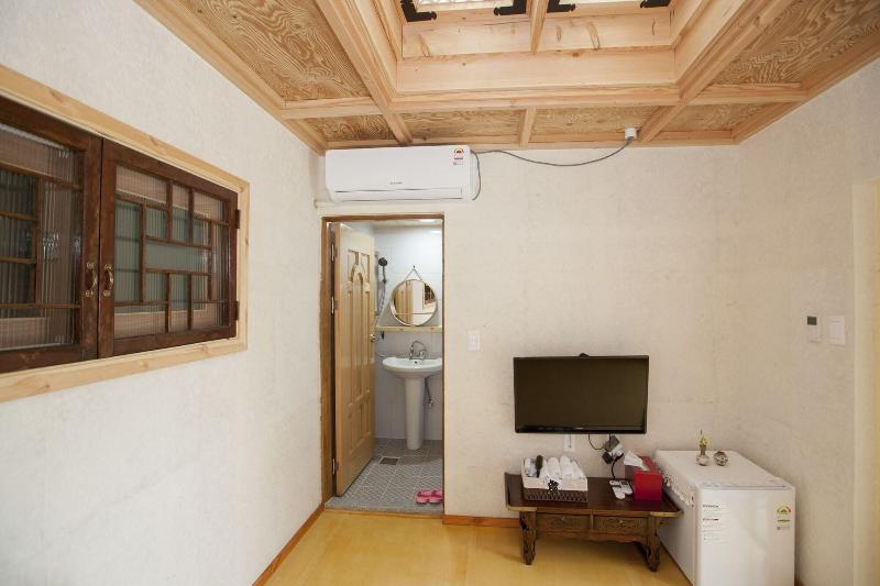 The Hanok image