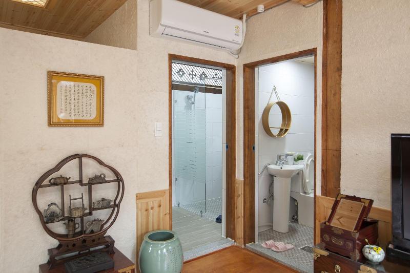 The Hanok image