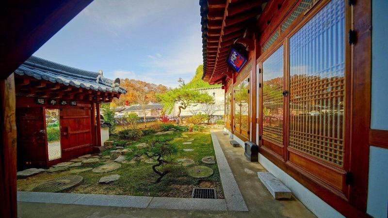Jeonju Gwigeoraesa Hanok Stay image
