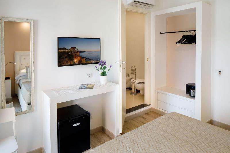 Sorrento Comfort Rooms image