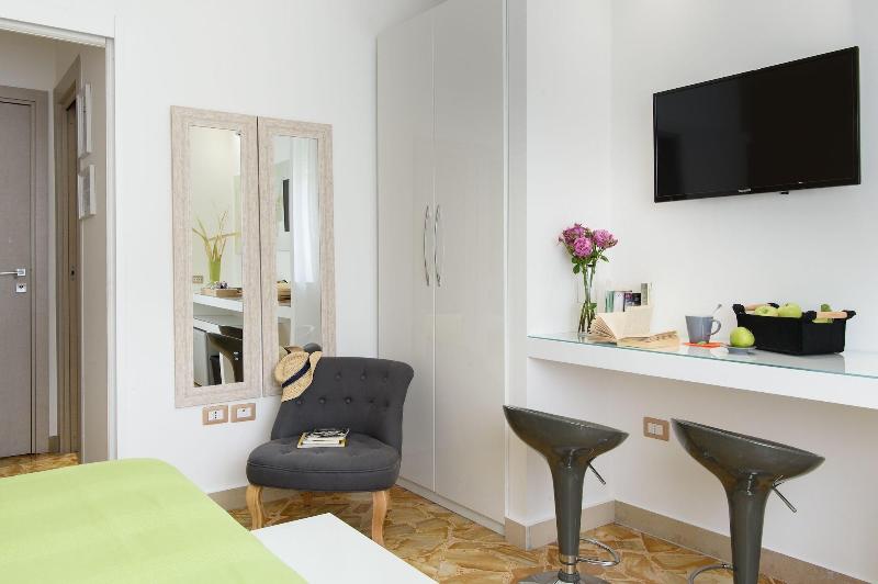 La Maison Des Tout Le Monde image