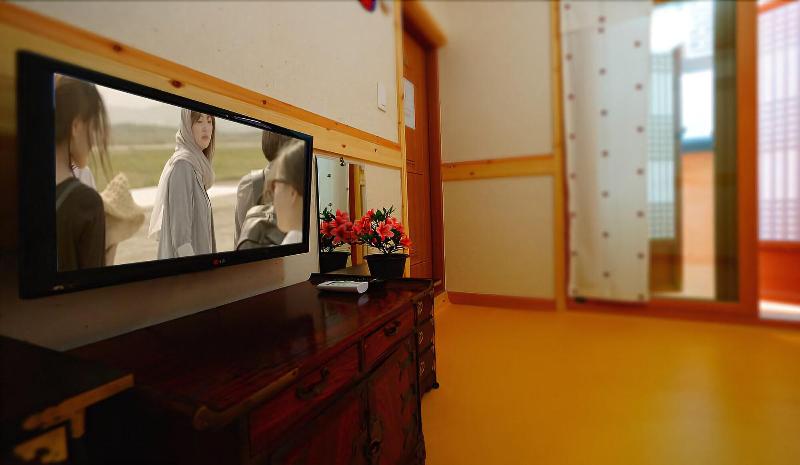 Beautiful House Hanok Stay image