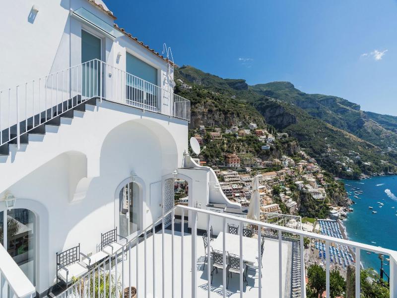 Villa Magia image