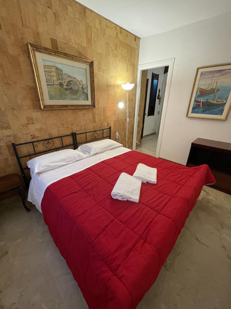 Royal Guest House Venice image