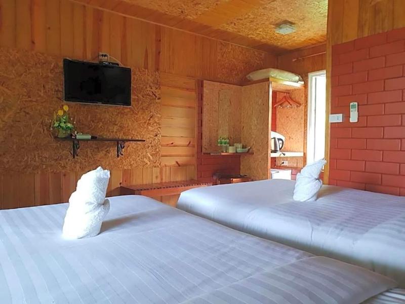 Baan Suan Hill Resort image