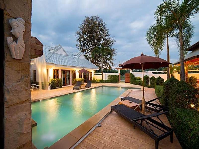 Rungnara Pool Villa — general view