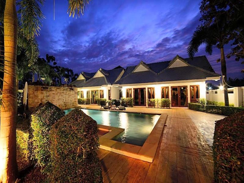 Rungnara Pool Villa image