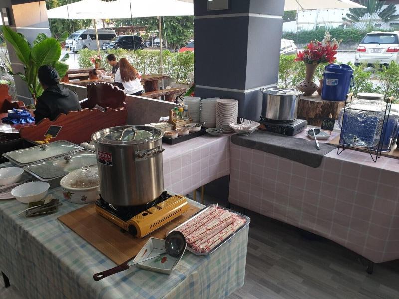 Ban Kaeng Resort image