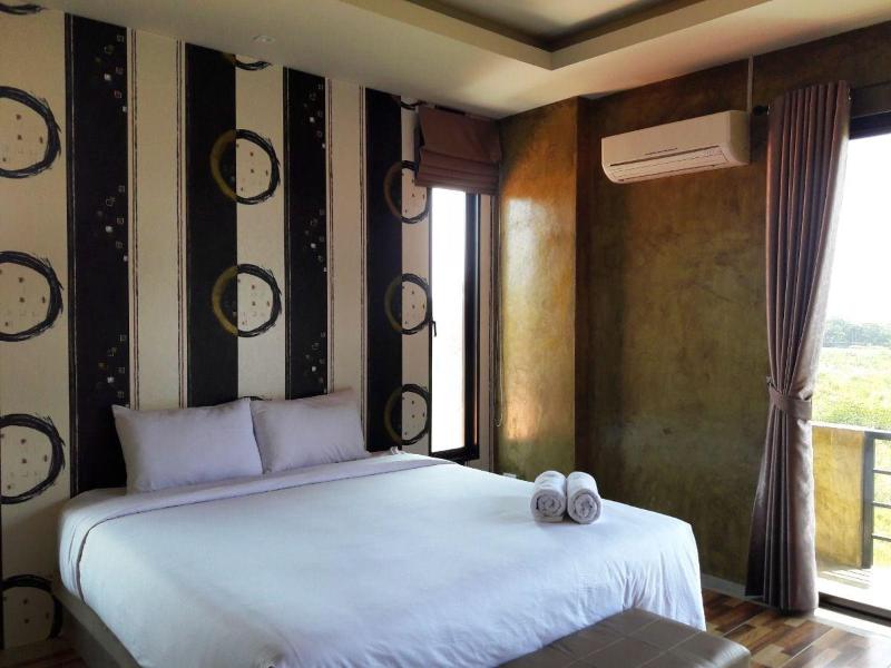 Oasis Resort image