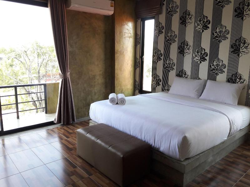 Oasis Resort image
