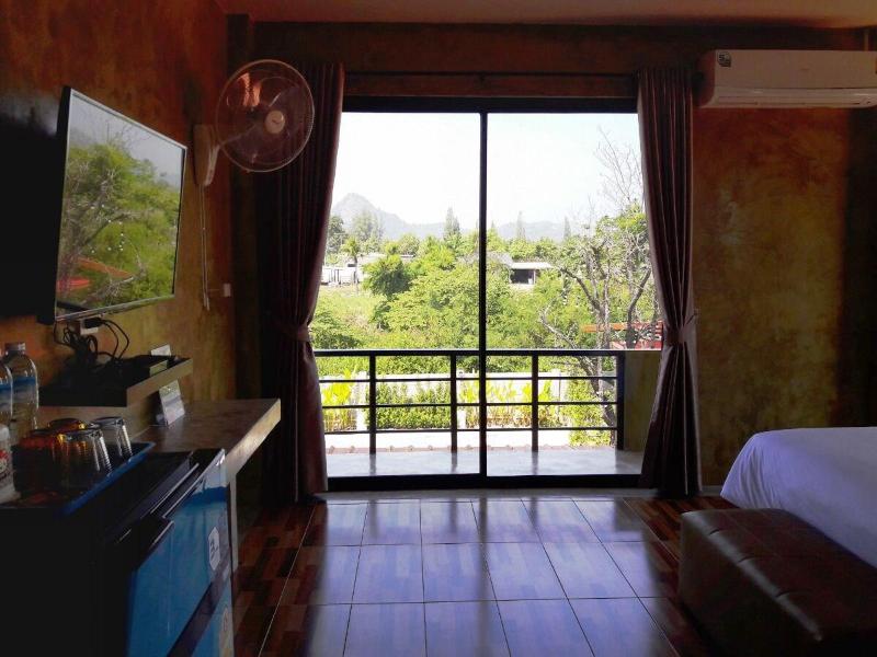 Oasis Resort image