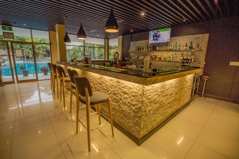 Gateway Hotel image