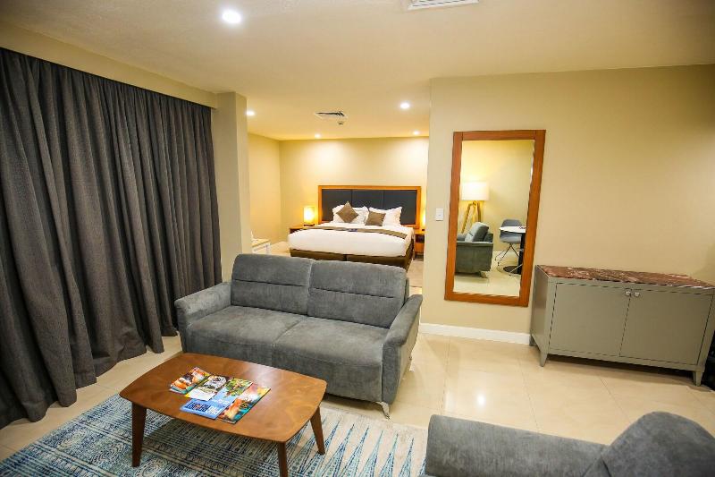 Gateway Hotel image