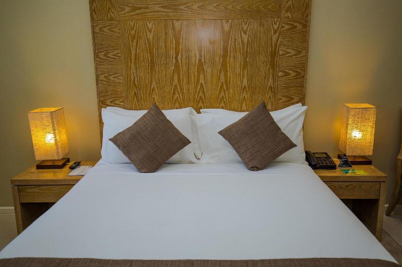 Gateway Hotel image