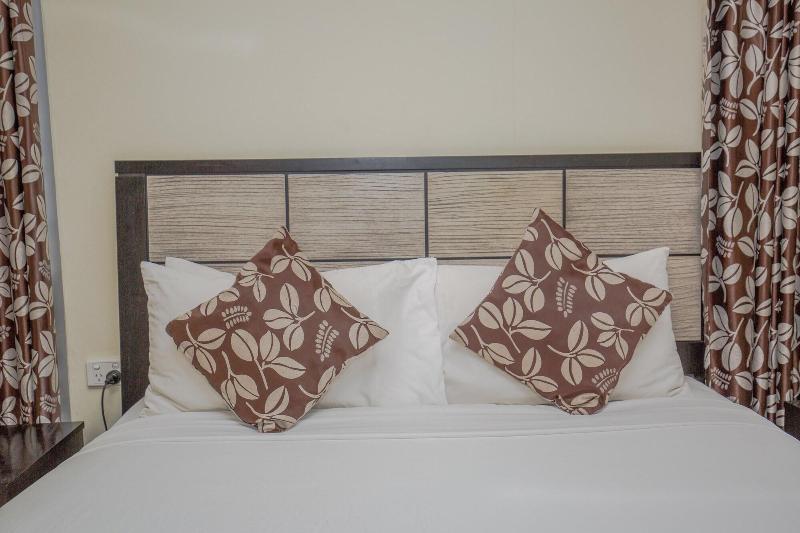 Gateway Hotel image