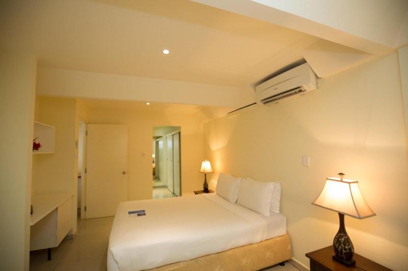 Gateway Hotel image
