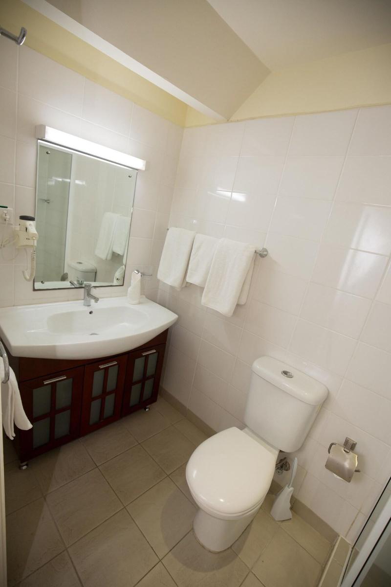 Gateway Hotel image