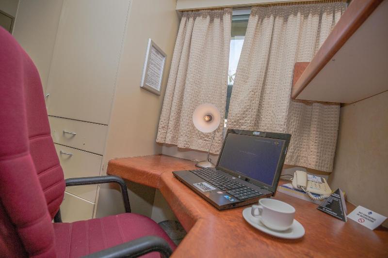 Gateway Hotel image