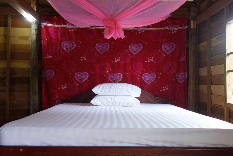 Yanick's Angkor Cottage image