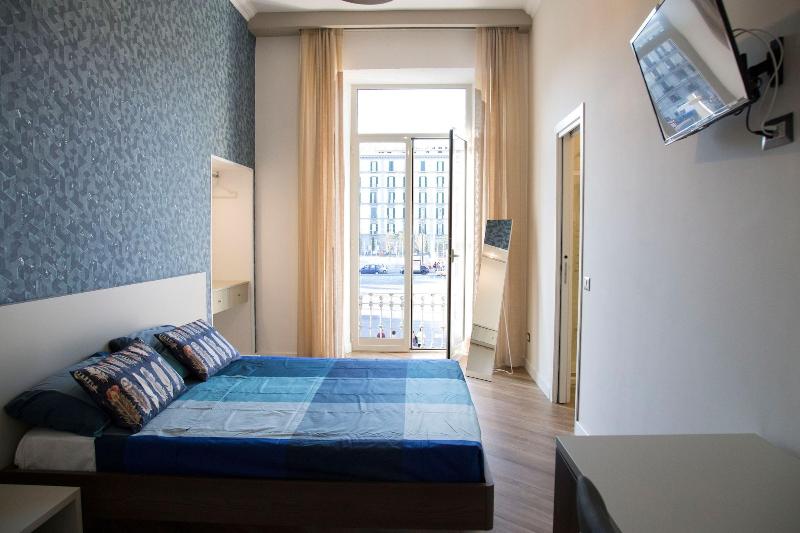 Garibaldi Rooms image