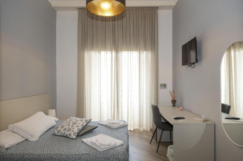 Garibaldi Rooms image