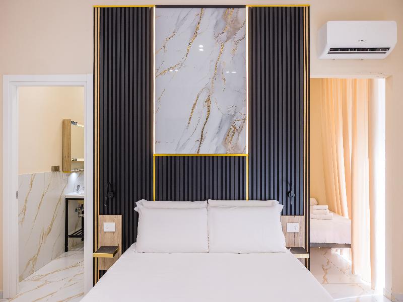 Partenope Rooms image