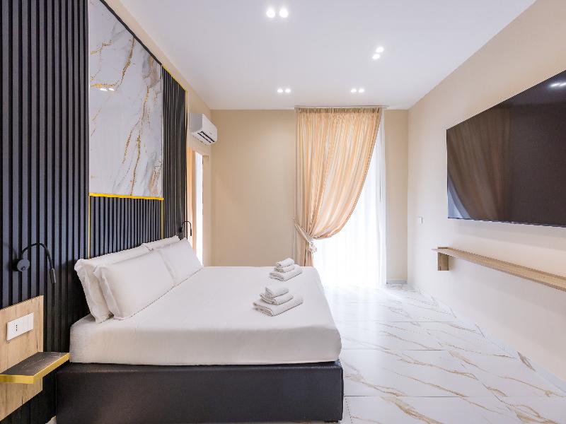 Partenope Rooms image