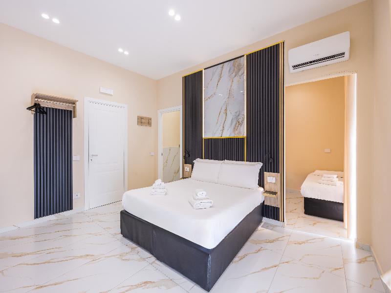 Partenope Rooms image