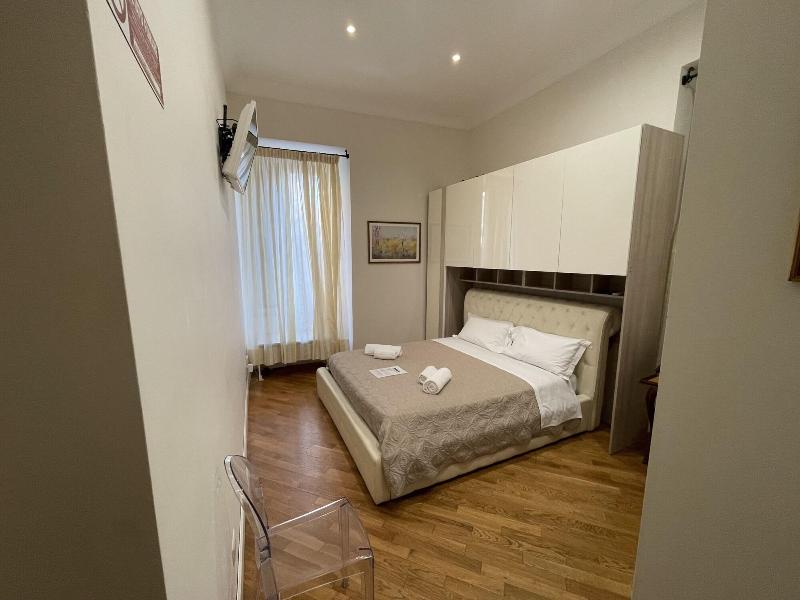 Casa Claudia Giulio Cesare image