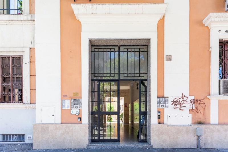 Hospitales Del Pellegrino Trastevere image