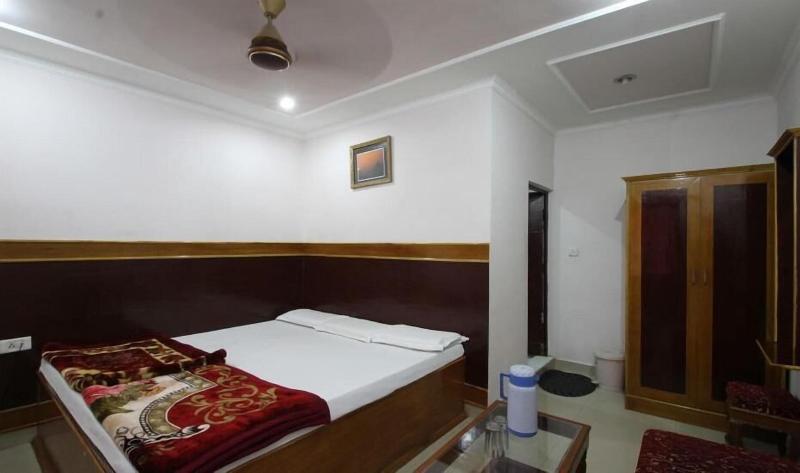 Hotel Ajay International image