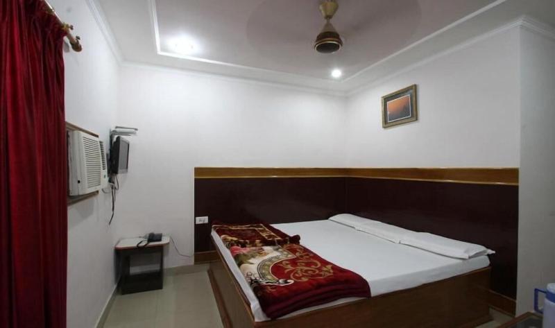 Hotel Ajay International image