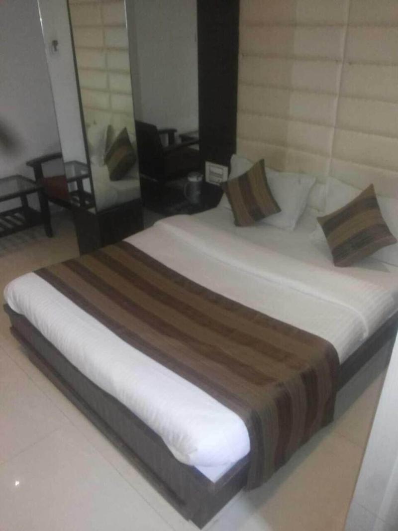 Hotel Navi Mumbai image