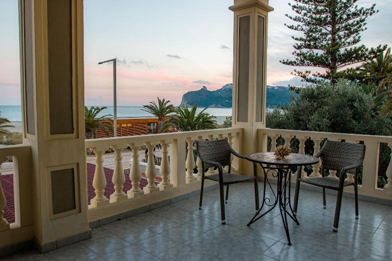 La Villa Del Mare image