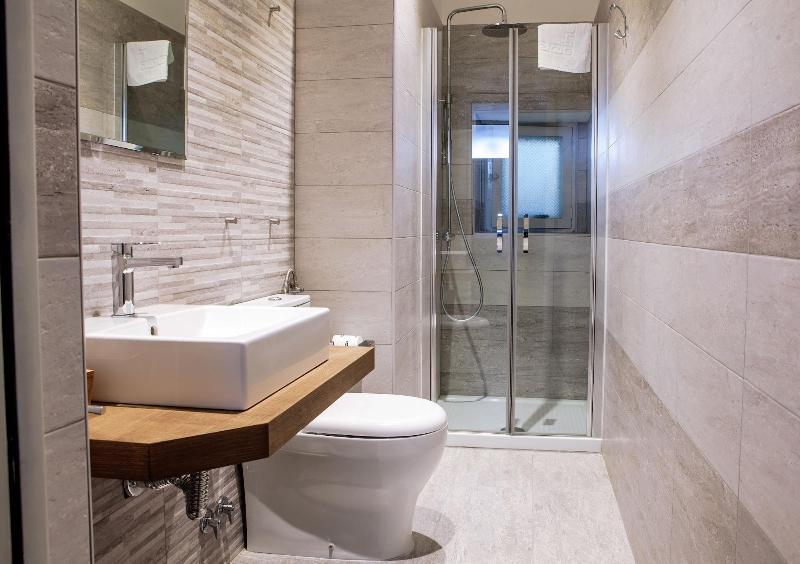 Venere Rooms image