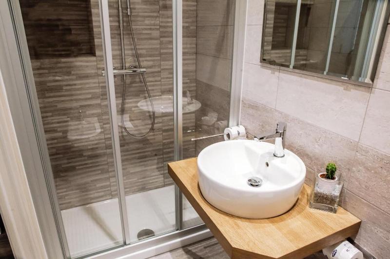 Venere Rooms image