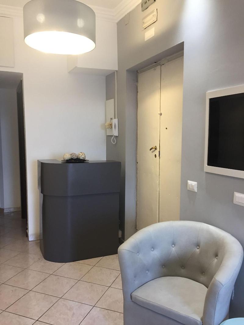 Bakirooms image