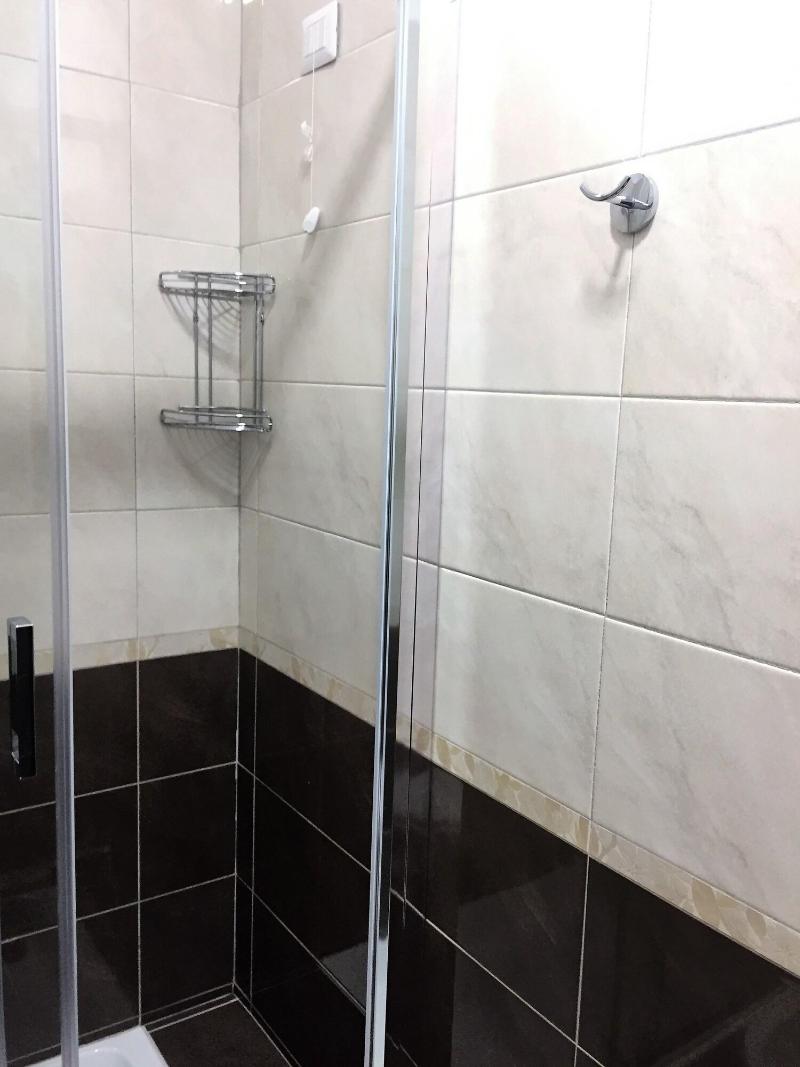 Bakirooms image