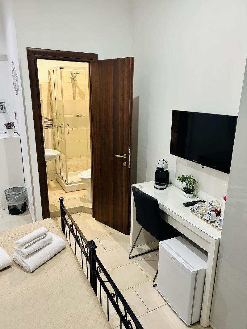 Imera Rooms image