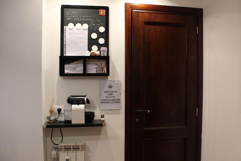 Vatican Qg Rooms image