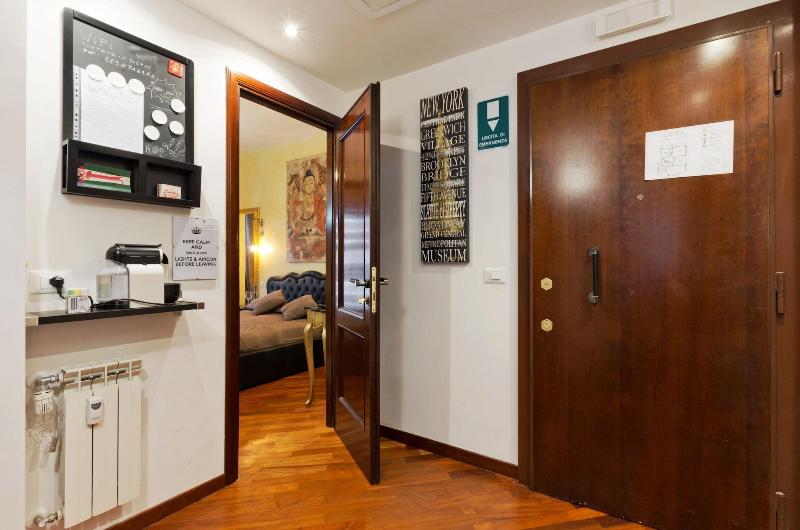 Vatican Qg Rooms image