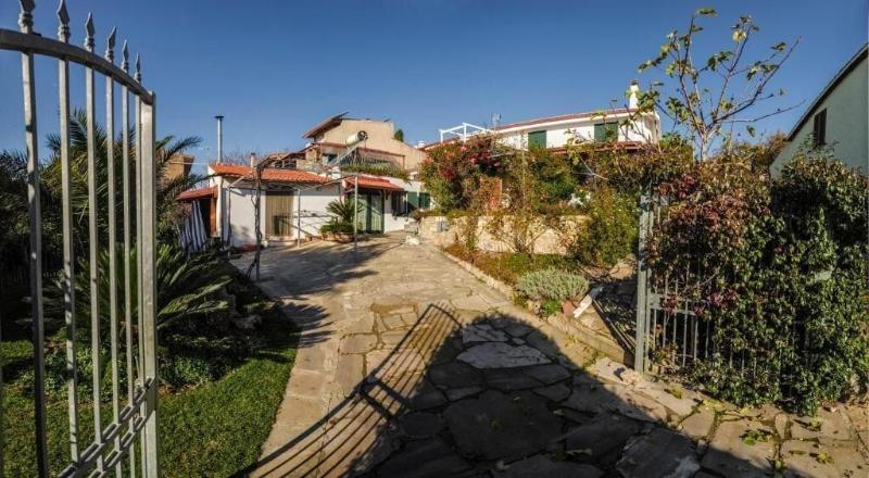 Il Giardino Di Valentina image