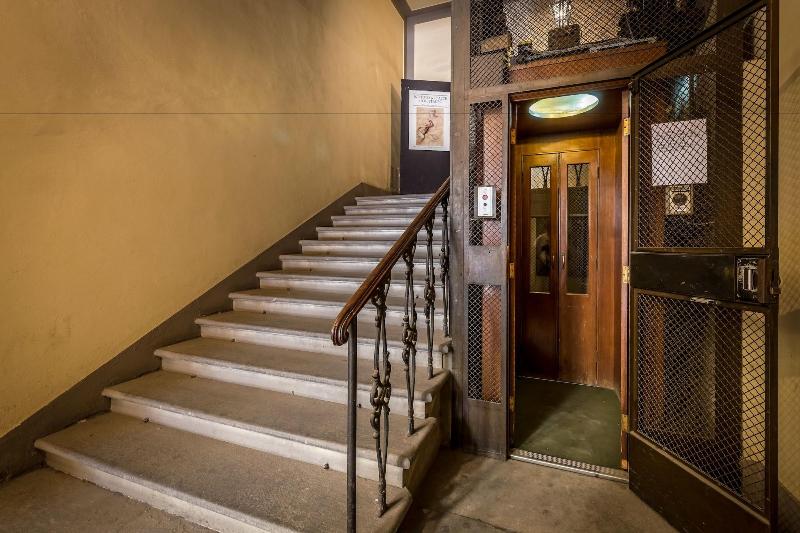 Palazzo Ridolfi image