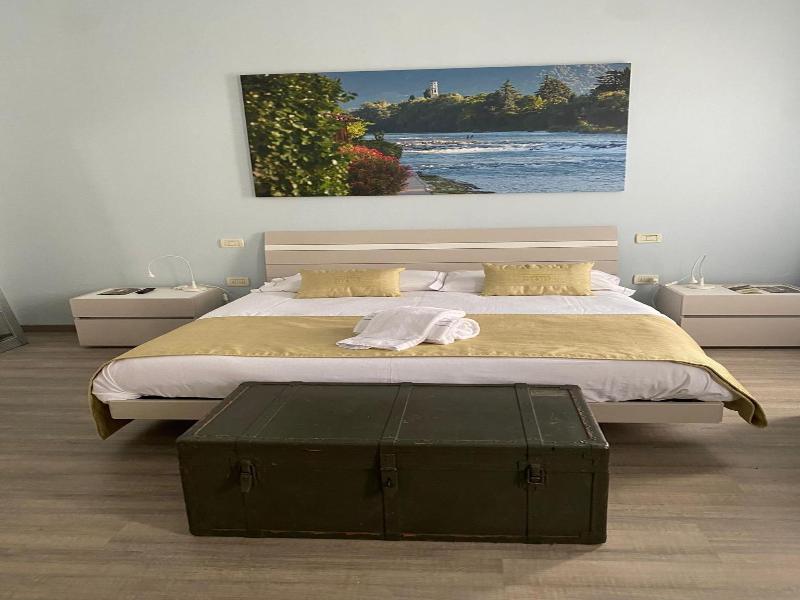 Ca' Garibaldi Rooms image