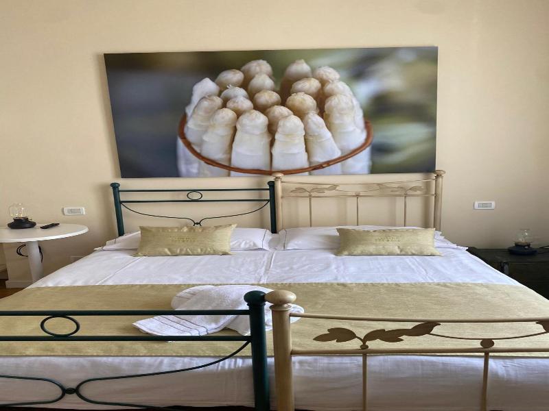 Ca' Garibaldi Rooms image