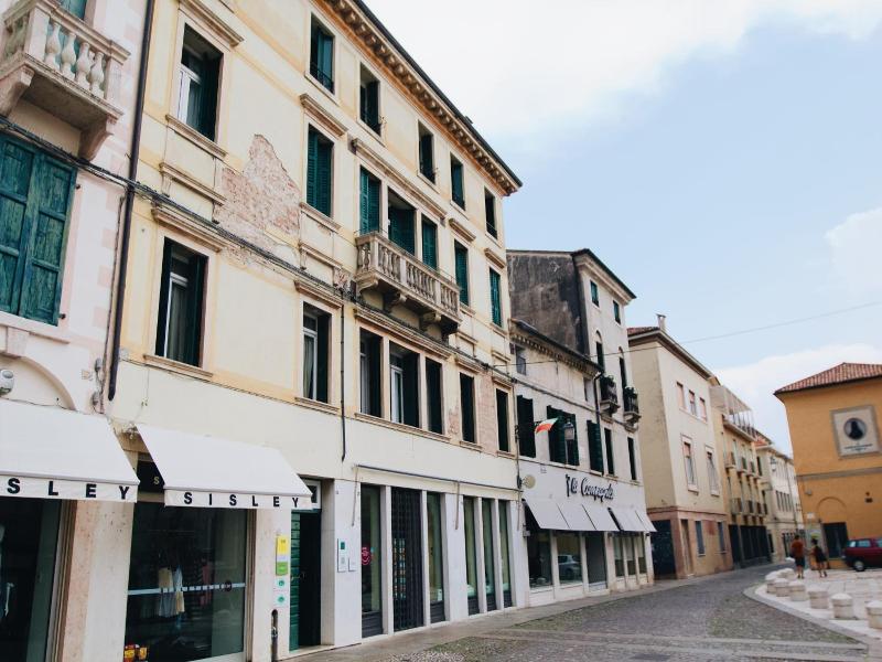 Ca' Garibaldi Rooms image