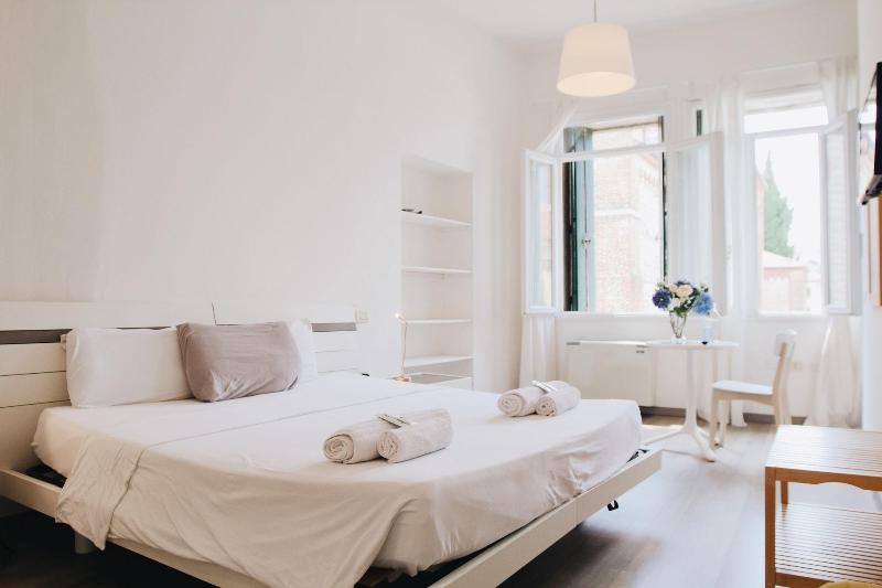 Ca' Garibaldi Rooms image