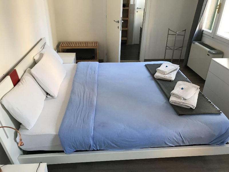 Ca' Garibaldi Rooms image