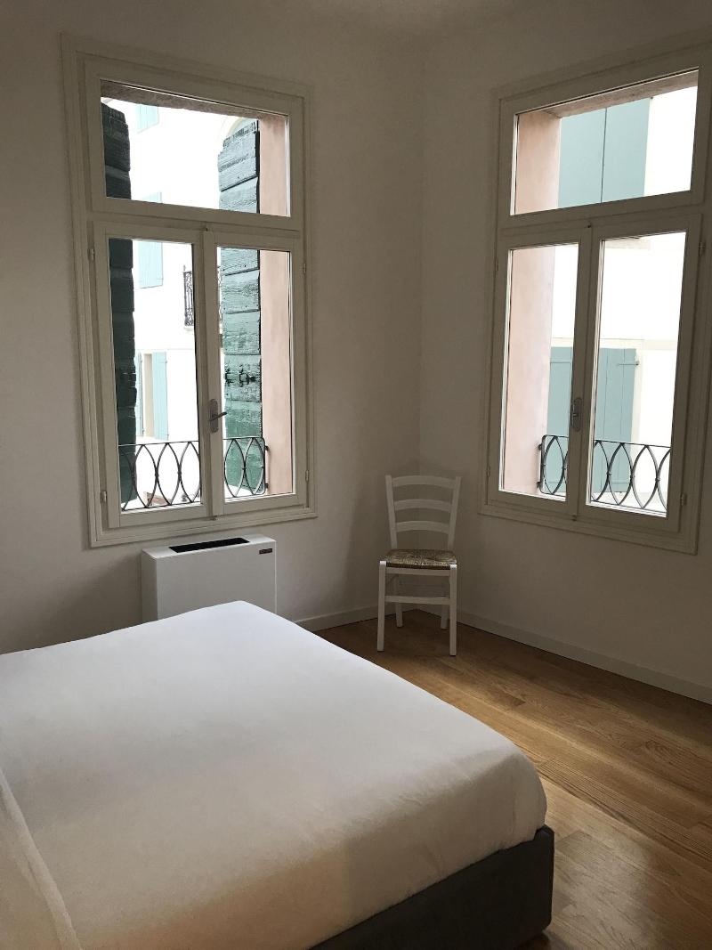 Ca' Garibaldi Rooms image